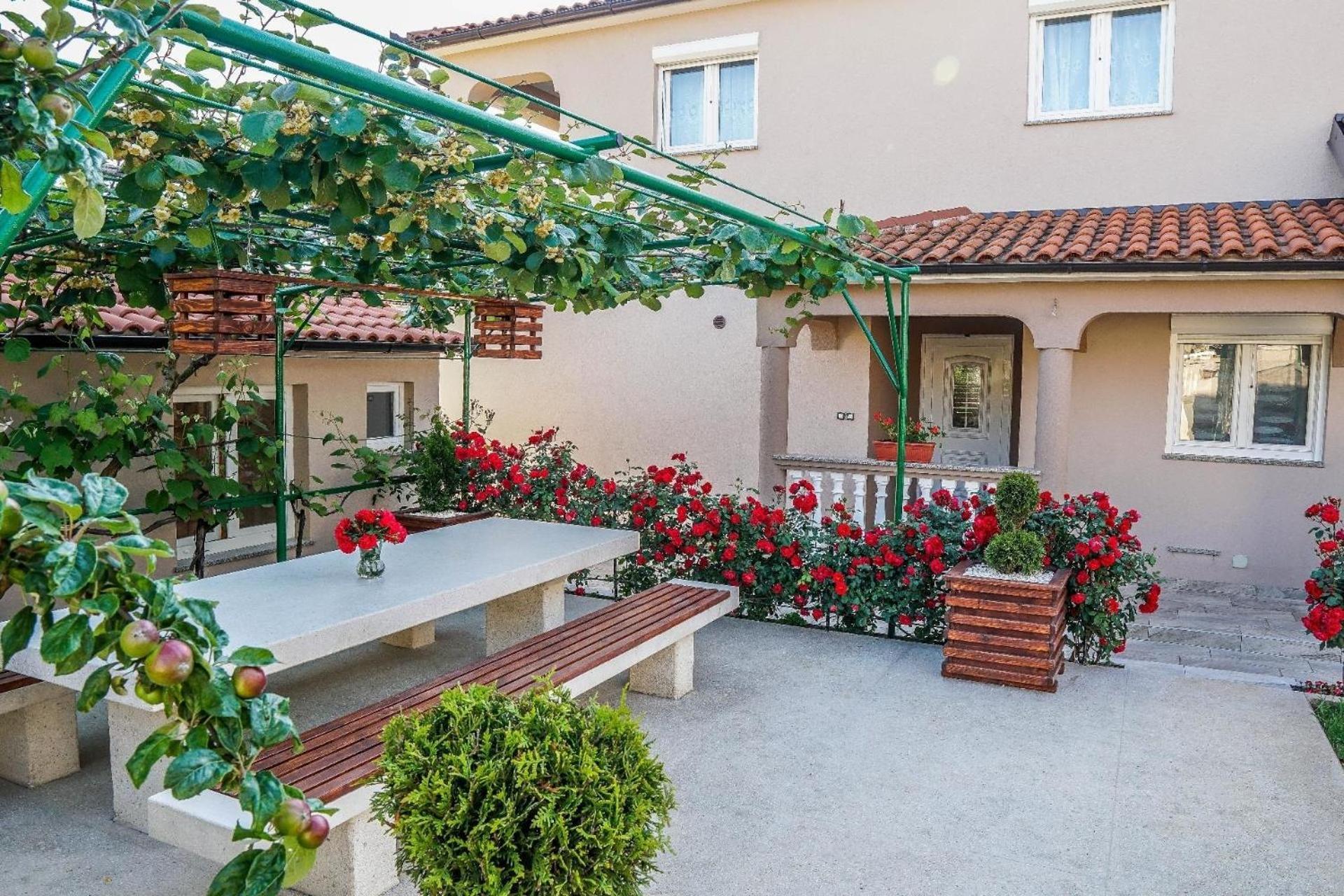 Fuer 8 Personen Ca 100 Qm In Pula, Istrien Istrische Riviera Apartman *