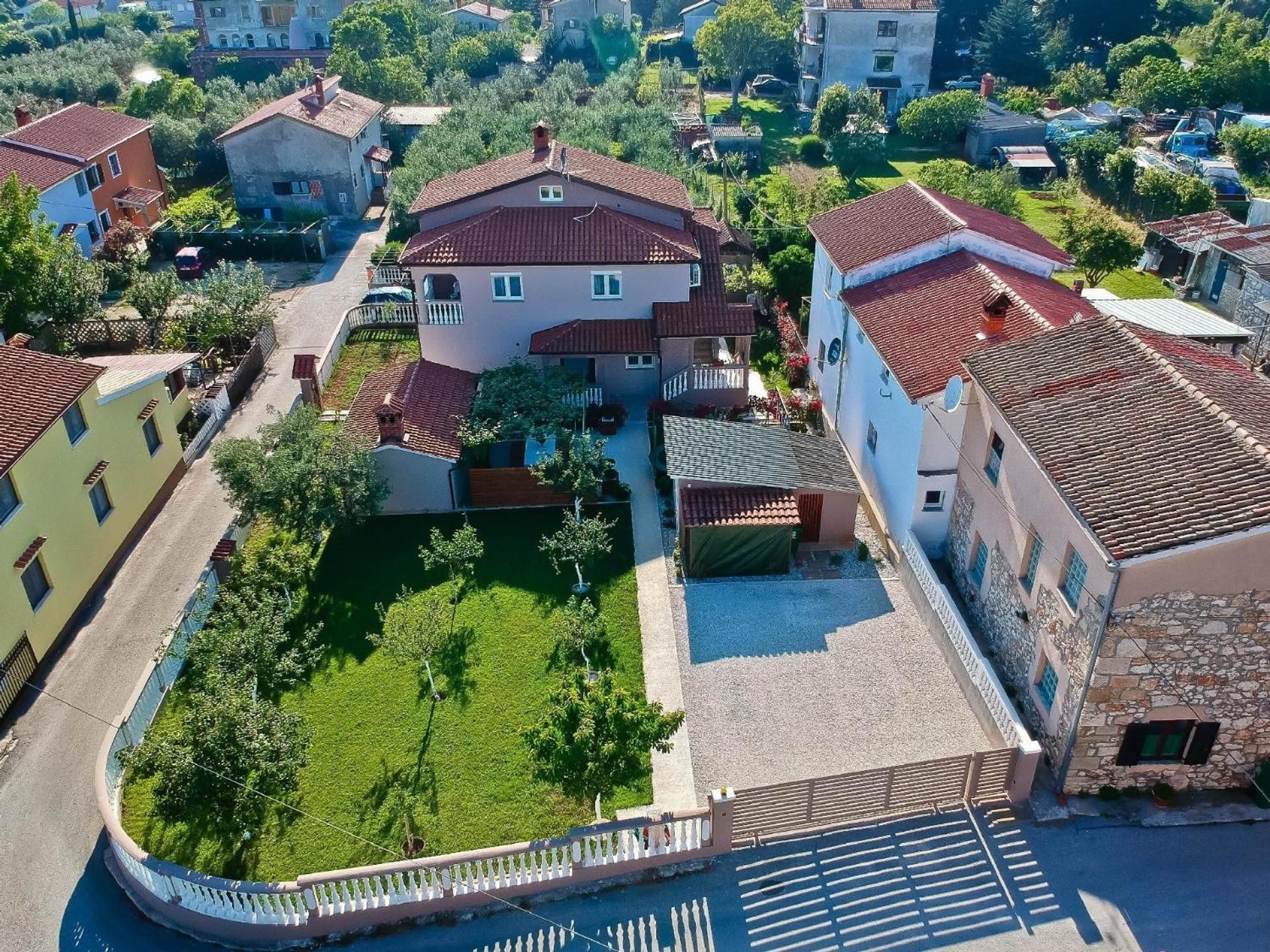 Fuer 8 Personen Ca 100 Qm In Pula, Istrien Istrische Riviera Apartman Pula